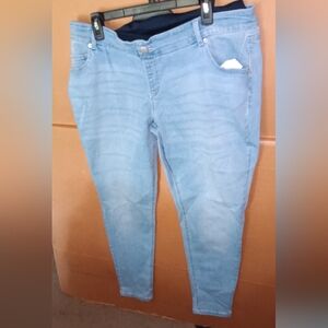 Time and Tru Light Blue Skinny Jeans